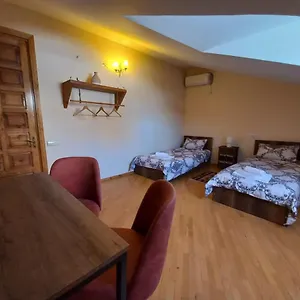 Pensionat Alpha, Tbilisi